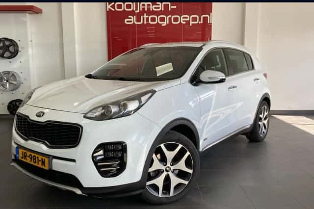 Kia Sportage (2016) thumbnail 1