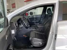 Kia Sportage (2016) thumbnail 6