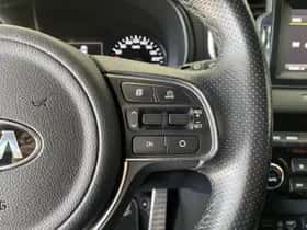 Kia Sportage (2016) thumbnail 8