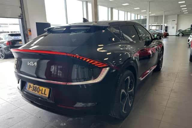 Kia EV6 (2022) thumbnail 21