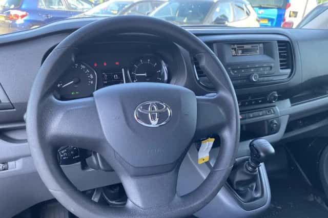 Toyota Proace (2021) thumbnail 3