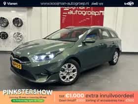Kia Ceed Sportswagon (2024) thumbnail 1