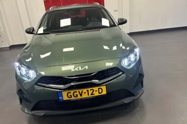Kia Ceed Sportswagon (2024) thumbnail 21