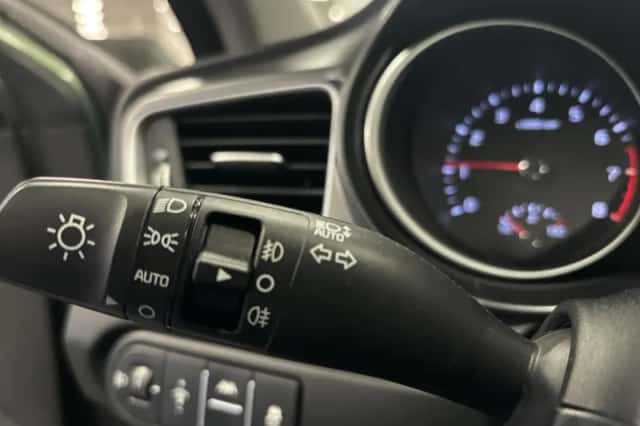 Kia Ceed Sportswagon (2024) thumbnail 10