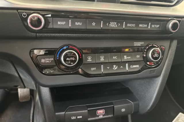 Kia Niro EV (2021) thumbnail 16
