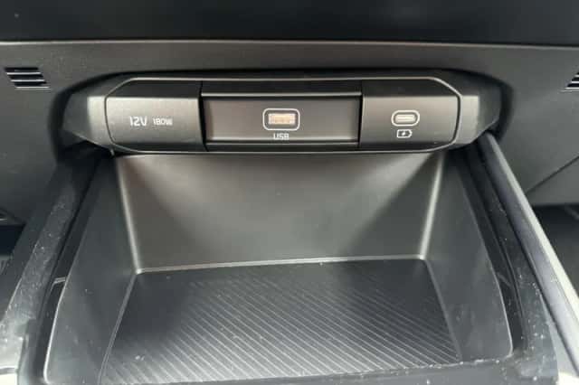 Kia Niro (2025) thumbnail 25