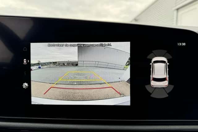 Kia Niro (2025) thumbnail 9