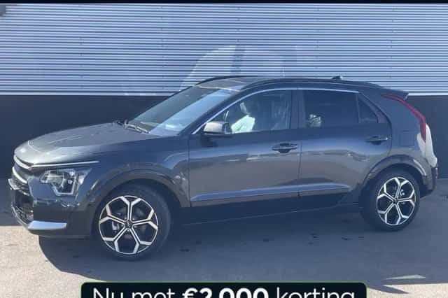 Kia Niro (2025) thumbnail 1