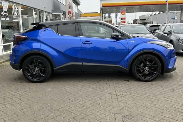 Toyota C-HR (2019) thumbnail 28