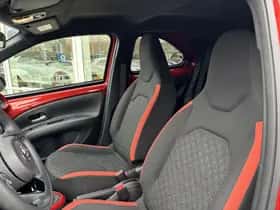 Toyota Aygo (2023) thumbnail 3