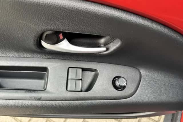 Toyota Aygo (2023) thumbnail 4