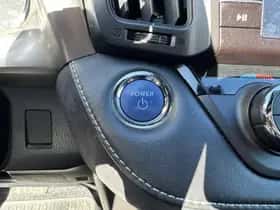 Toyota RAV4 (2018) thumbnail 14
