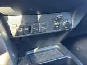 Toyota RAV4 (2018) thumbnail 20