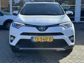 Toyota RAV4 (2018) thumbnail 30