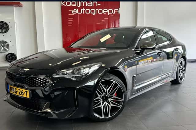 Kia Stinger (2022) thumbnail 1