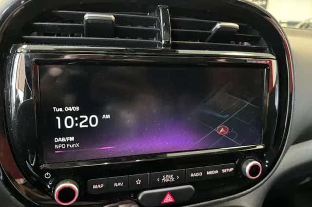 Kia Soul EV (2020) thumbnail 16
