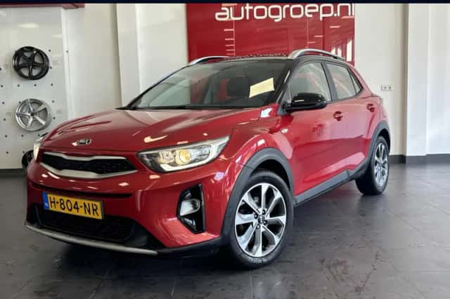 Kia Stonic (2020) thumbnail 1