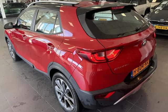 Kia Stonic (2020) thumbnail 19