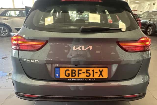 Kia Ceed Sportswagon (2024) thumbnail 23
