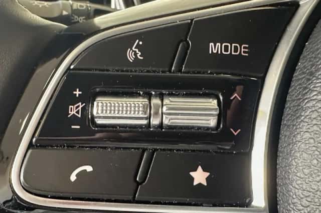 Kia Ceed Sportswagon (2024) thumbnail 9