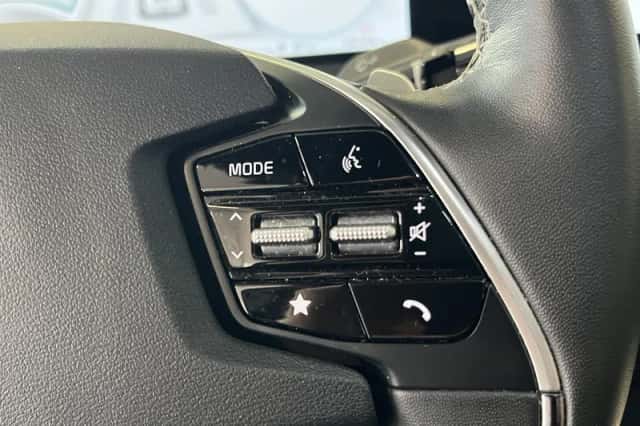 Kia EV6 (2021) thumbnail 11