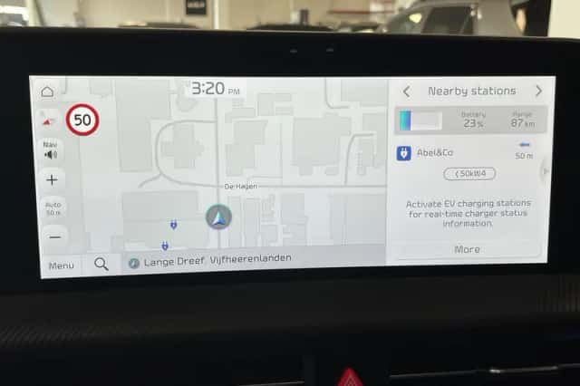 Kia EV6 (2021) thumbnail 16
