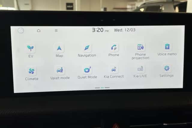 Kia EV6 (2021) thumbnail 17