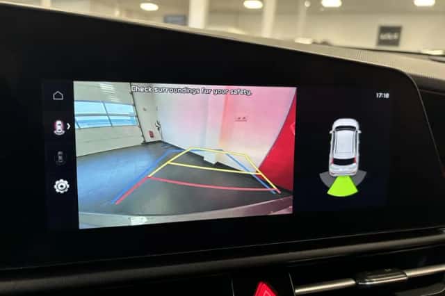 Kia Niro EV (2024) thumbnail 14