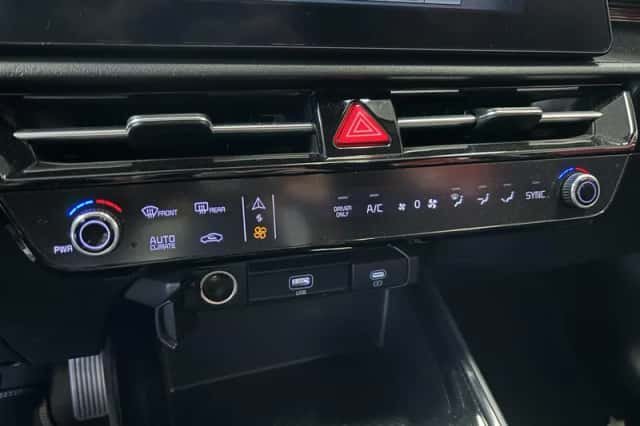 Kia Niro EV (2024) thumbnail 18
