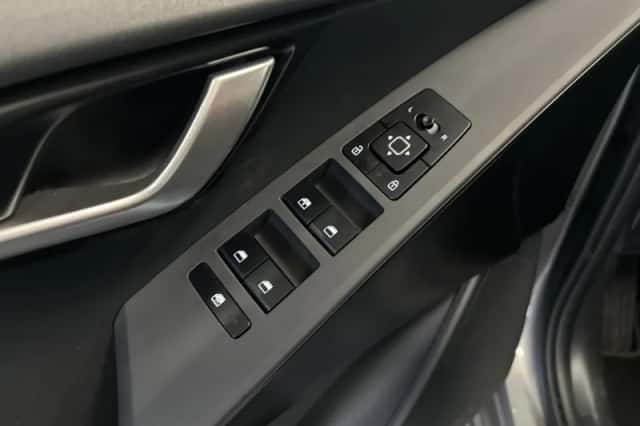 Kia Niro EV (2024) thumbnail 3