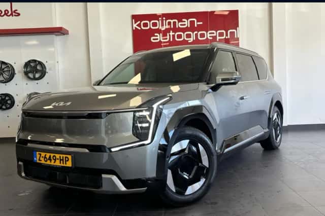 Kia EV9 (2024) thumbnail 1