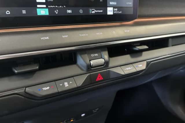 Kia EV9 (2024) thumbnail 16