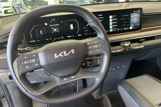 Kia EV9 (2024) thumbnail 6