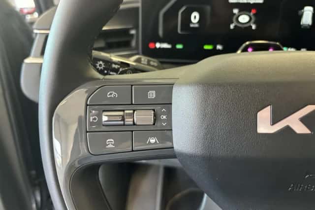 Kia EV9 (2024) thumbnail 7