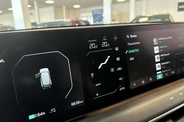 Kia EV9 (2024) thumbnail 10