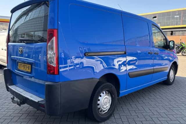 Toyota Proace (2016) thumbnail 17