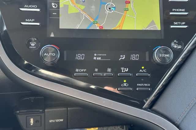 Toyota Camry (2019) thumbnail 17