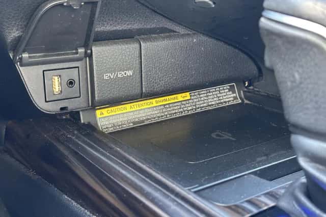 Toyota Camry (2019) thumbnail 19