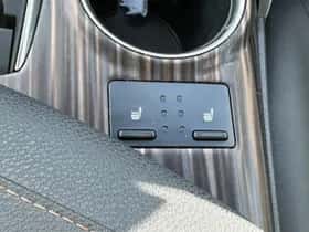 Toyota Camry (2019) thumbnail 20
