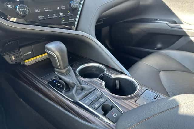 Toyota Camry (2019) thumbnail 25