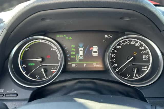 Toyota Camry (2019) thumbnail 6