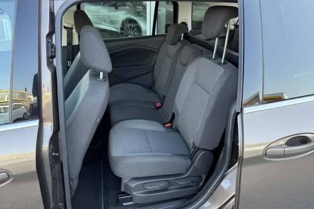 Ford Grand C-Max (2019) thumbnail 15