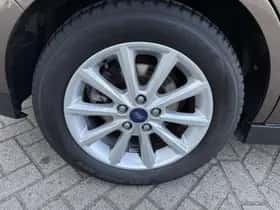 Ford Grand C-Max (2019) thumbnail 23