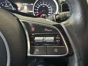 Kia Ceed (2018) thumbnail 12