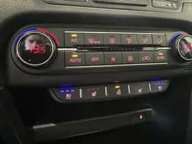 Kia Ceed (2018) thumbnail 9