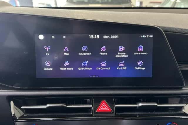 Kia Niro EV (2024) thumbnail 13