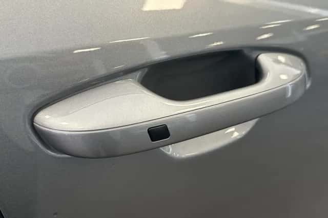 Kia Niro EV (2024) thumbnail 27