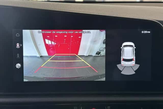 Kia Niro EV (2024) thumbnail 17