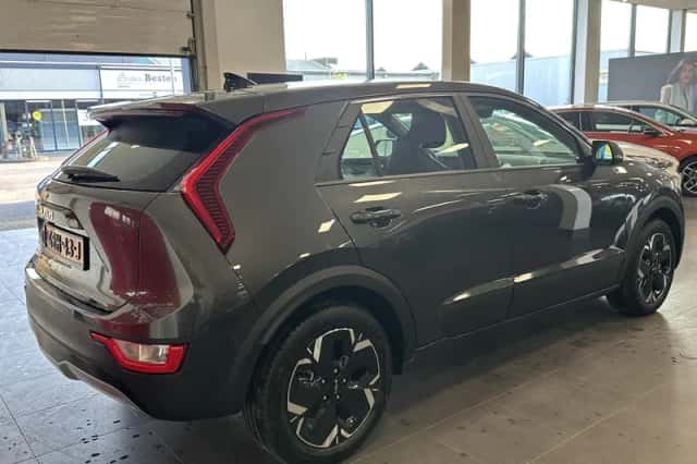 Kia Niro EV (2024) thumbnail 31