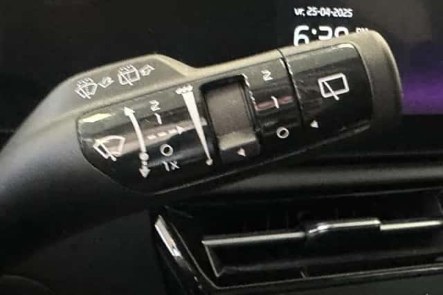 Kia Niro EV (2024) thumbnail 9